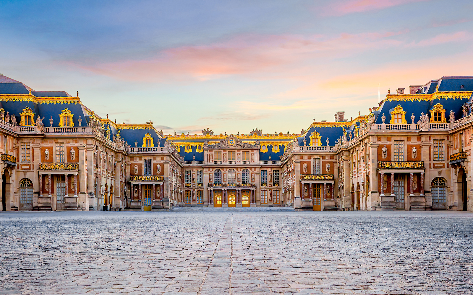 Palace Of Versailles Facts